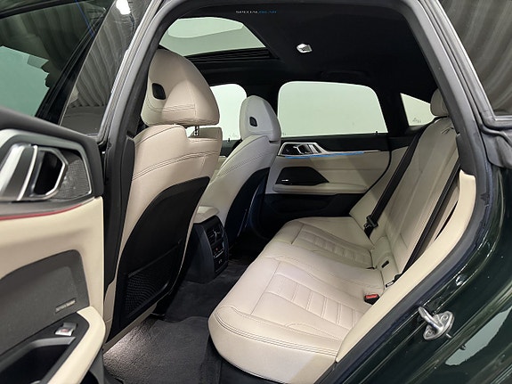 BMW i4 14 of 30
