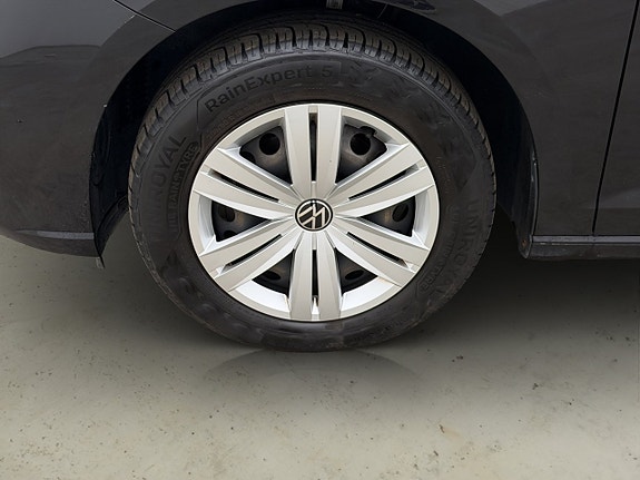 Volkswagen Caddy 26 of 29