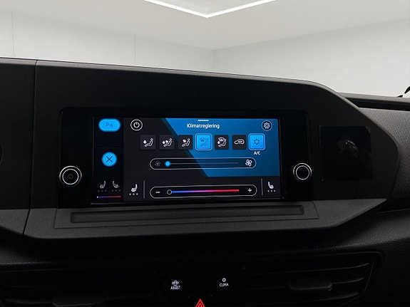 Volkswagen Caddy 23 of 29