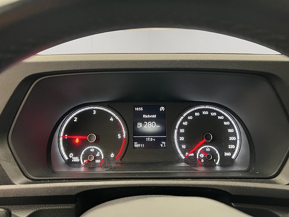 Volkswagen Caddy 18 of 29