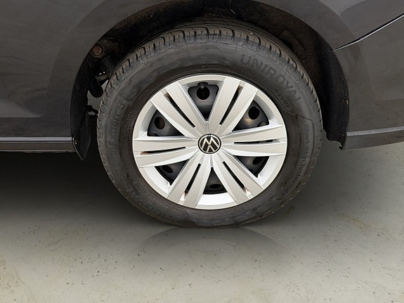 Volkswagen Caddy 27 of 29