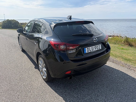 Mazda 3 3 of 12
