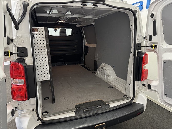 Peugeot Expert 9 of 16