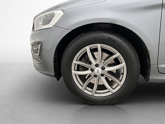 Volvo XC60 27 of 30