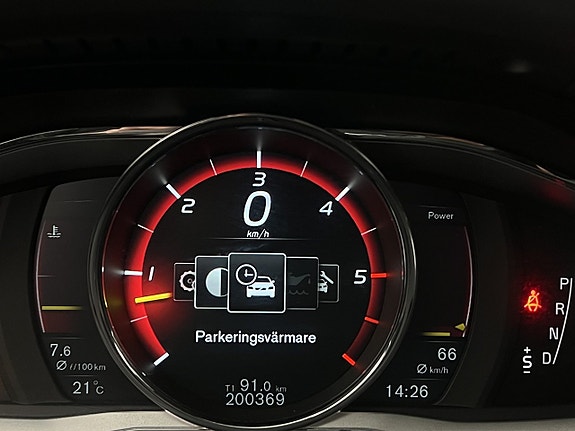 Volvo XC60 16 of 30