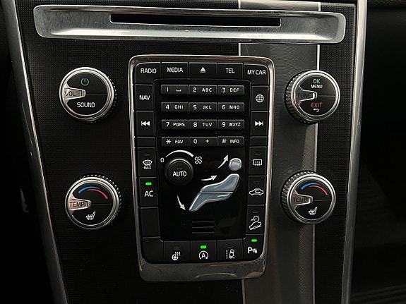 Volvo XC60 22 of 30