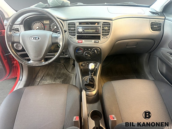 Kia Rio 9 of 10