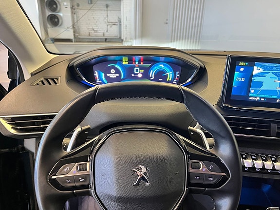 Peugeot 3008 10 of 13