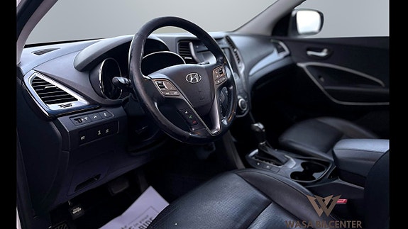 Hyundai Santa Fe 7 of 16