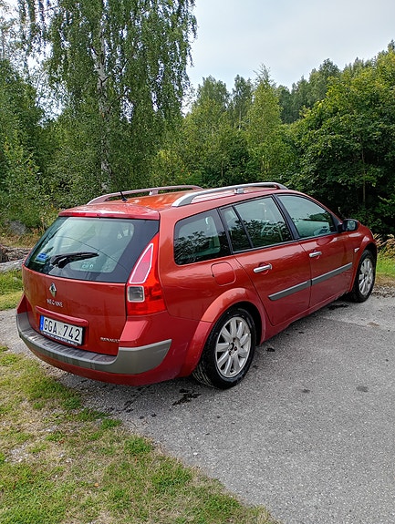 Renault Megane II 3 of 5