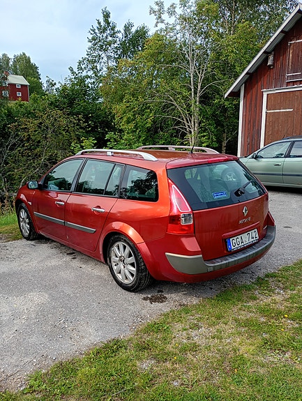 Renault Megane II 2 of 5