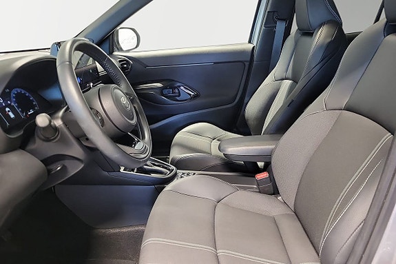 Toyota Yaris Cross 7 of 15