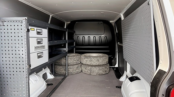 Volkswagen Transporter 6 of 9