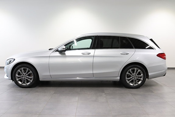 Mercedes-Benz C250 d 3 of 13