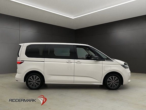 Volkswagen Multivan 2 of 30