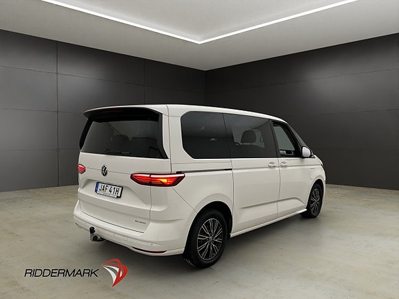 Volkswagen Multivan 9 of 30