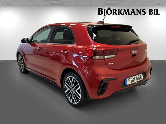 Kia Rio 6 of 19