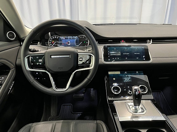 Land Rover Range Rover Evoque 16 of 30