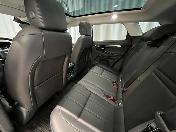 Land Rover Range Rover Evoque 9 of 30