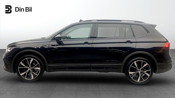 Volkswagen Tiguan Allspace 2 of 12