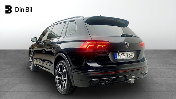 Volkswagen Tiguan Allspace 3 of 12