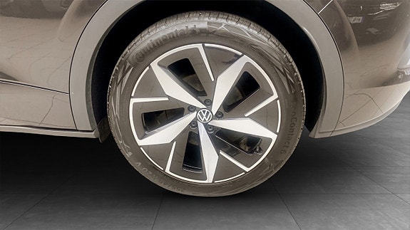 Volkswagen ID.4 GTX 6 of 12