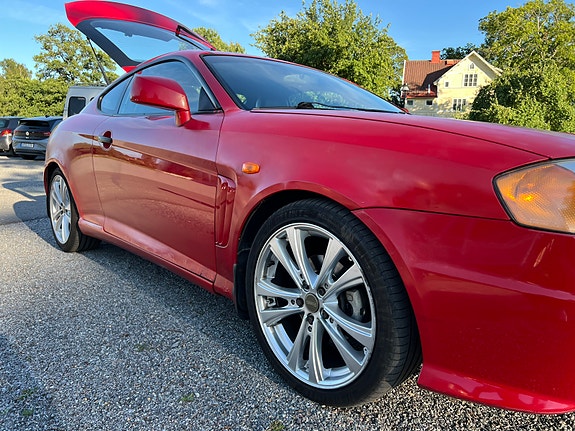 Hyundai Coupe 11 of 18