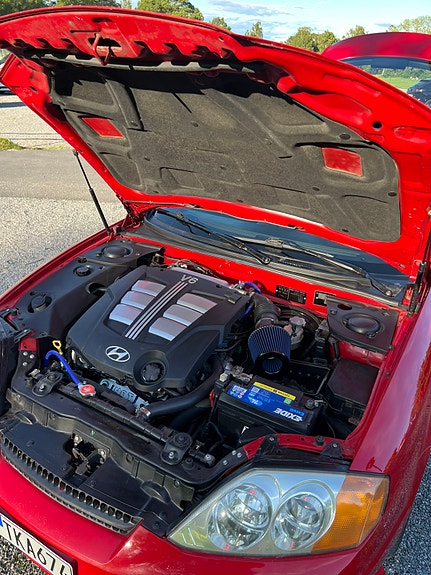 Hyundai Coupe 9 of 18