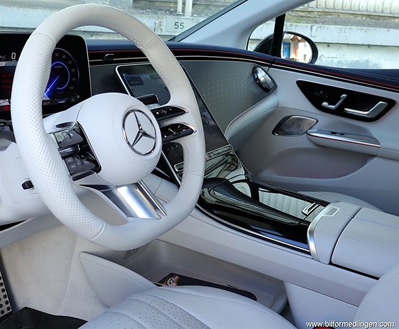Mercedes-Benz EQE300 10 of 20