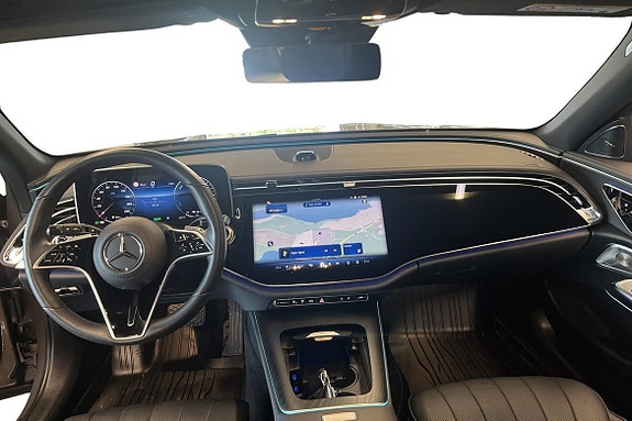 Mercedes-Benz E300 de 22 of 22