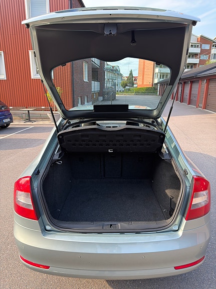 Skoda Octavia 10 of 19