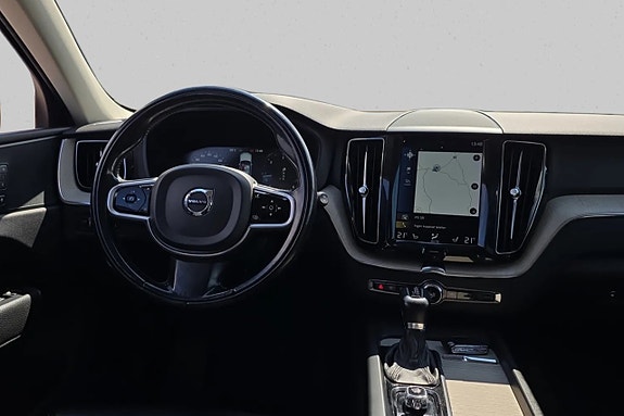 Volvo XC60 6 of 21