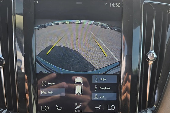 Volvo XC60 9 of 21