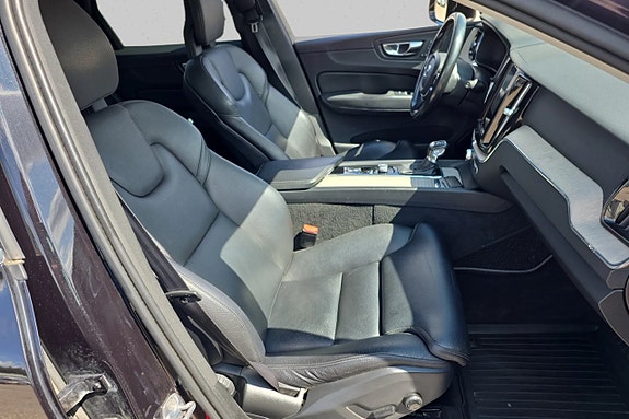 Volvo XC60 12 of 21