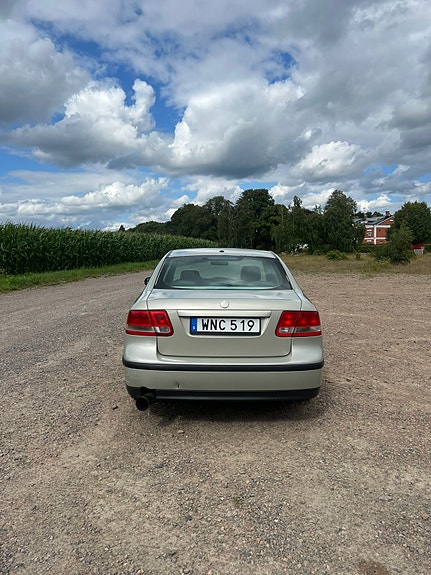 Saab 9-3 4 of 14