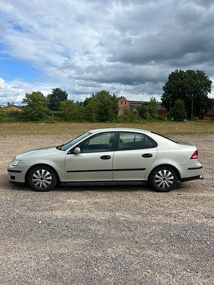 Saab 9-3 2 of 14