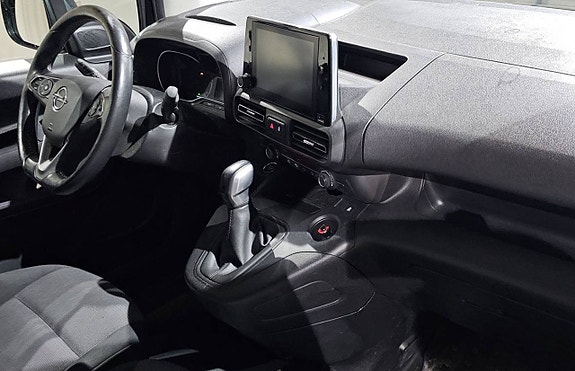 Opel Combo 2 of 9