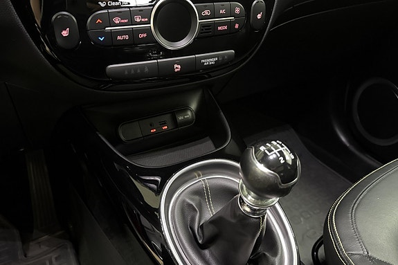 Kia Soul 10 of 16