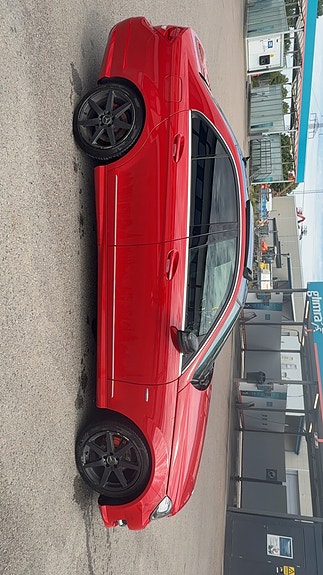 Mercedes-Benz C200 5 of 6