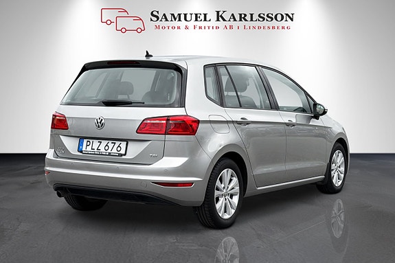 Volkswagen Golf Sportsvan 3 of 17