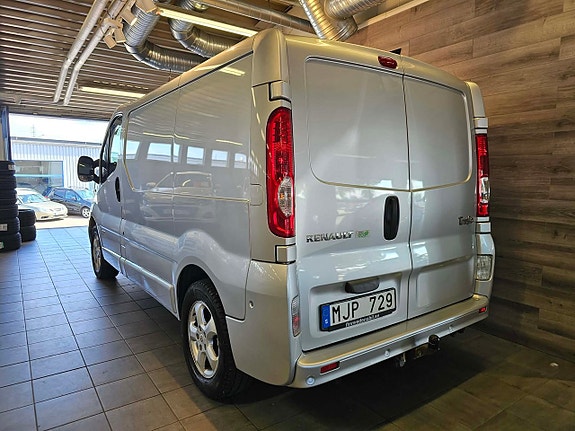 Renault Trafic 3 of 13