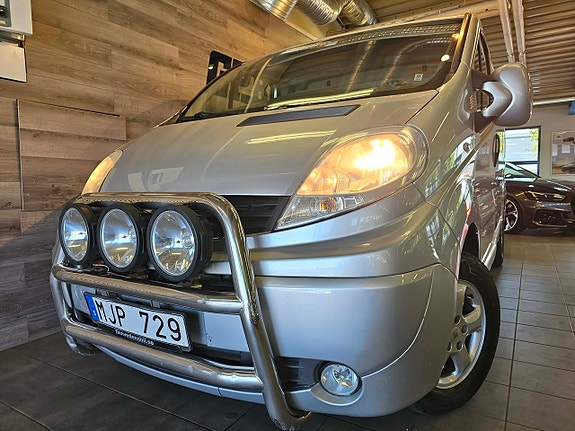 Renault Trafic 12 of 13