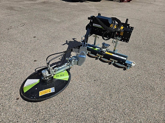 Greentec Redskapsarm med kant-/stolpklippare och grensåg