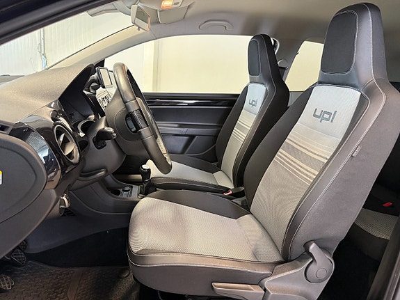 Volkswagen UP! 5 of 13