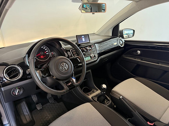 Volkswagen UP! 10 of 13
