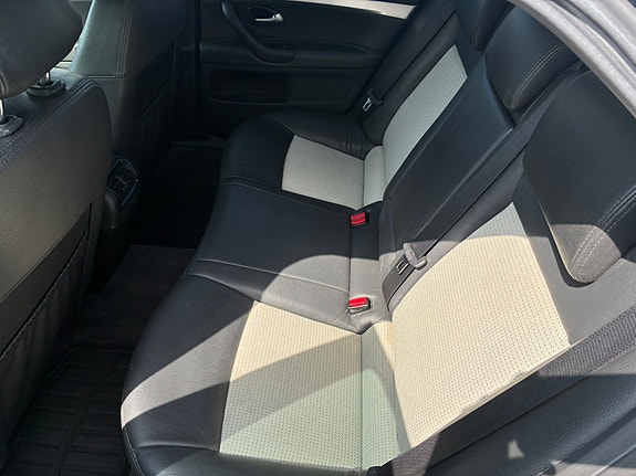 Saab 9-3 6 of 10