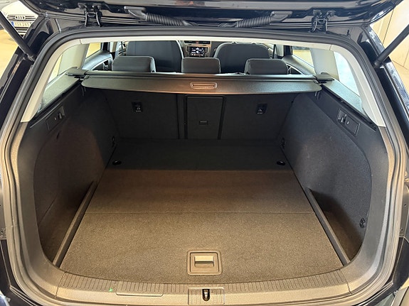 Volkswagen Golf I 8 of 12