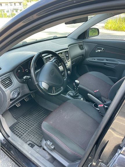 Kia Rio 3 of 14