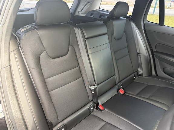 Volvo V60 12 of 17