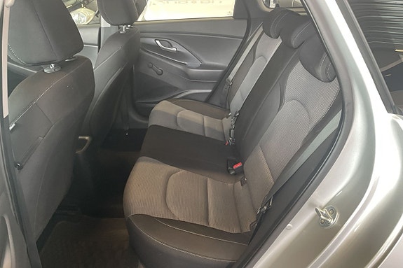 Hyundai i30 13 of 14
